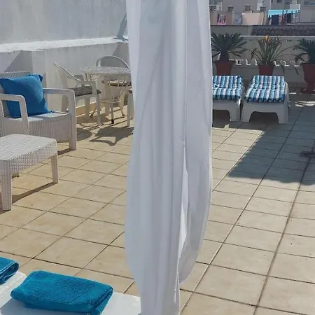شقة Casablanca Penthouse With Private Roof Terrace 70m2 تورّيفيِخا