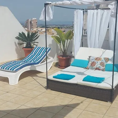 Casablanca Penthouse With Private Roof Terrace 70m2 شقة